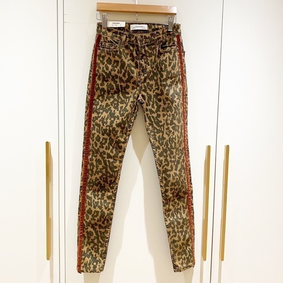 zara The Skinny Jean in Animal Print - Picture 3 of 10